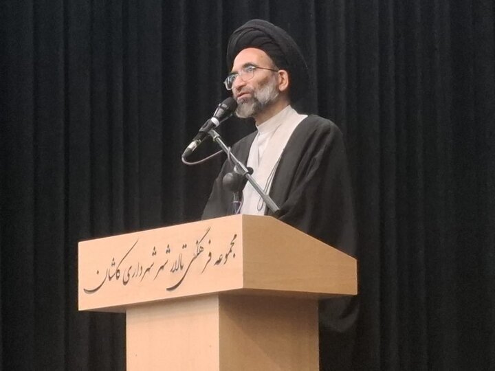 تصاویر/ جشن میلاد جانباز کربلا حضرت ابوالفضل العباس(ع) در تالار شهر کاشان