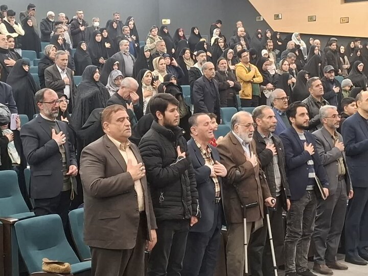 تصاویر/ جشن میلاد جانباز کربلا حضرت ابوالفضل العباس(ع) در تالار شهر کاشان