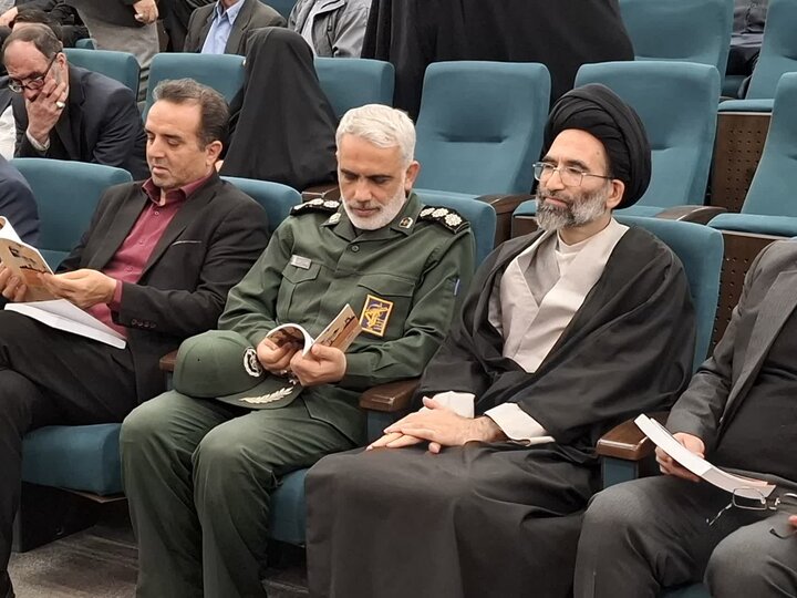 تصاویر/ جشن میلاد جانباز کربلا حضرت ابوالفضل العباس(ع) در تالار شهر کاشان