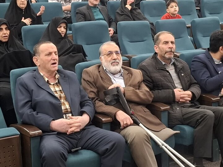 تصاویر/ جشن میلاد جانباز کربلا حضرت ابوالفضل العباس(ع) در تالار شهر کاشان