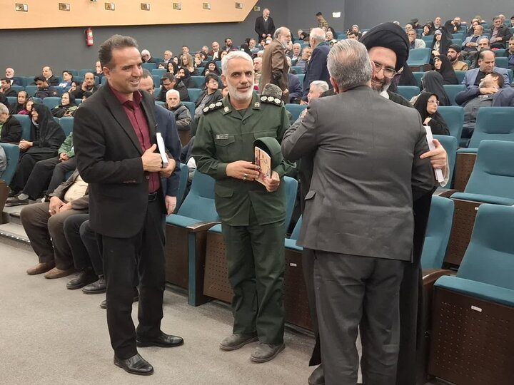 تصاویر/ جشن میلاد جانباز کربلا حضرت ابوالفضل العباس(ع) در تالار شهر کاشان