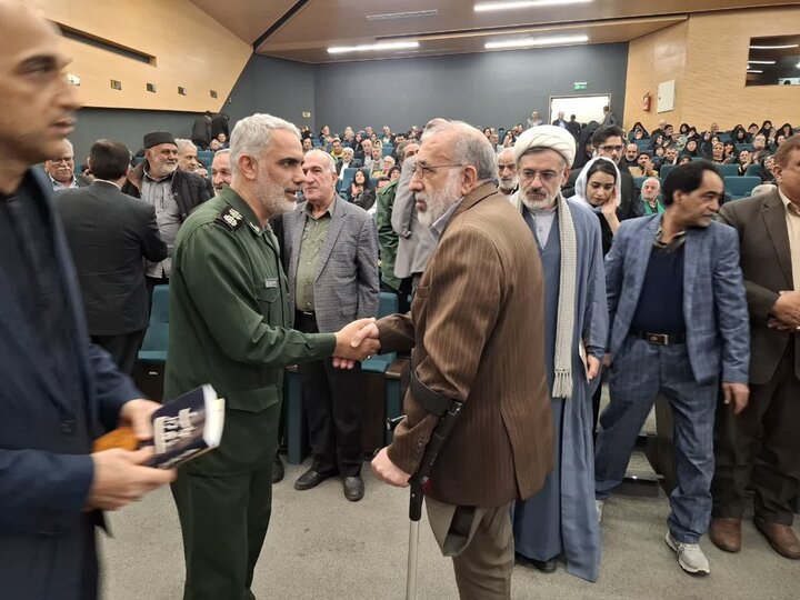 تصاویر/ جشن میلاد جانباز کربلا حضرت ابوالفضل العباس(ع) در تالار شهر کاشان