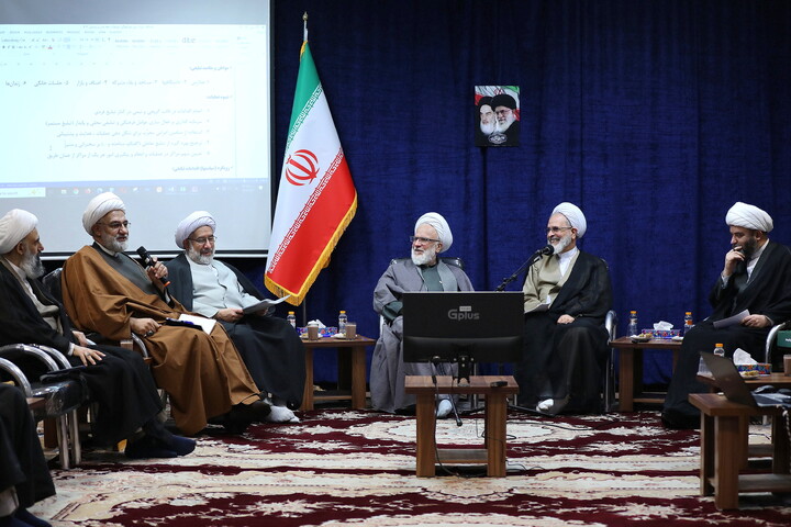 تصاویر/ جلسه شورای هماهنگی نهادهای عالی حوزوی