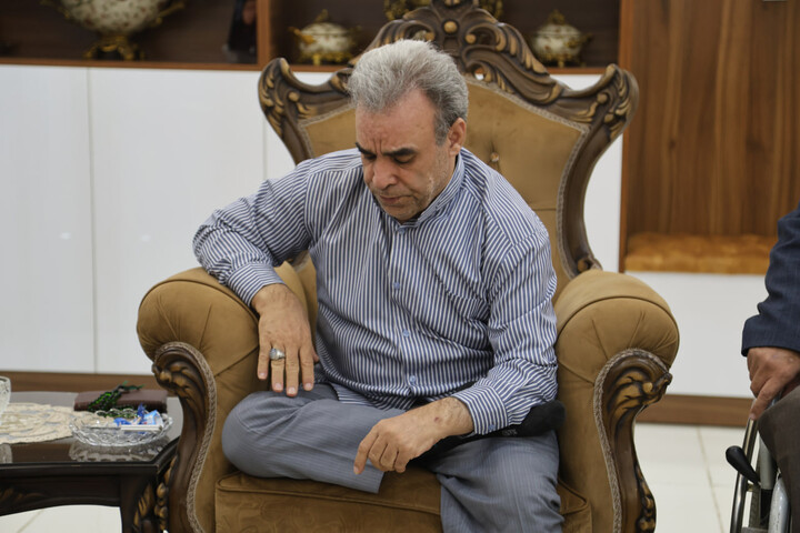 تصاویر / تقدیر نماینده ولی فقیه در استان همدان از جانبازان 70 درصد