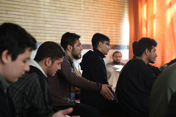 تصاویر / حضور نماینده ولی فقیه در استان همدان در جمع طلاب مدارس علمیه زنگنه و امام سجاد(ع)