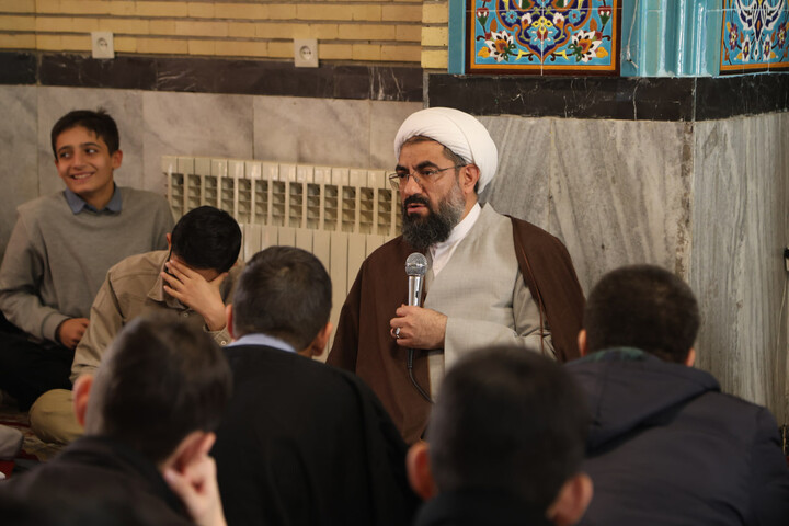 تصاویر / حضور نماینده ولی فقیه در استان همدان در جمع طلاب مدارس علمیه زنگنه و امام سجاد(ع)