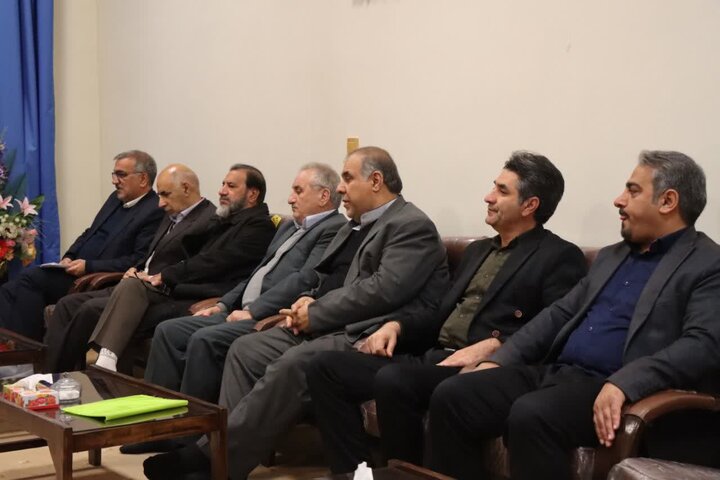 دیدار فرماندار ایلام با حجت‌الاسلام والمسلمین کریمی‌تبار