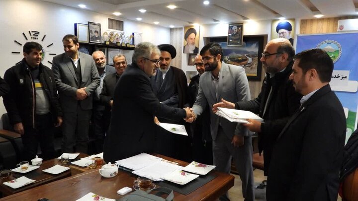 آیین تجلیل از ایثارگران منابع طبیعی و آبخیزداری چهارمحال و بختیاری
