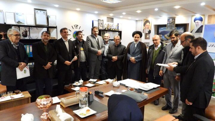 آیین تجلیل از ایثارگران منابع طبیعی و آبخیزداری چهارمحال و بختیاری
