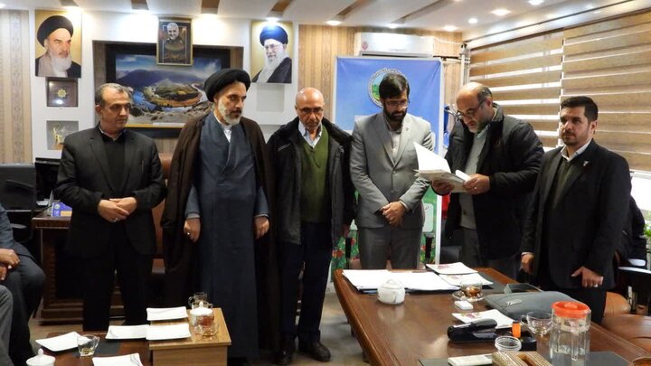 آیین تجلیل از ایثارگران منابع طبیعی و آبخیزداری چهارمحال و بختیاری
