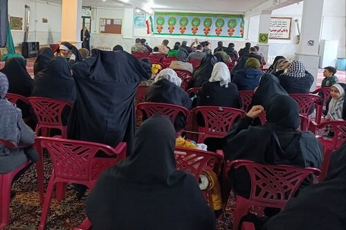 مراسم تجلیل از بسیجیان در مسجد امام حسین(ع) در شهرک ده‌ پهن برگزار شد