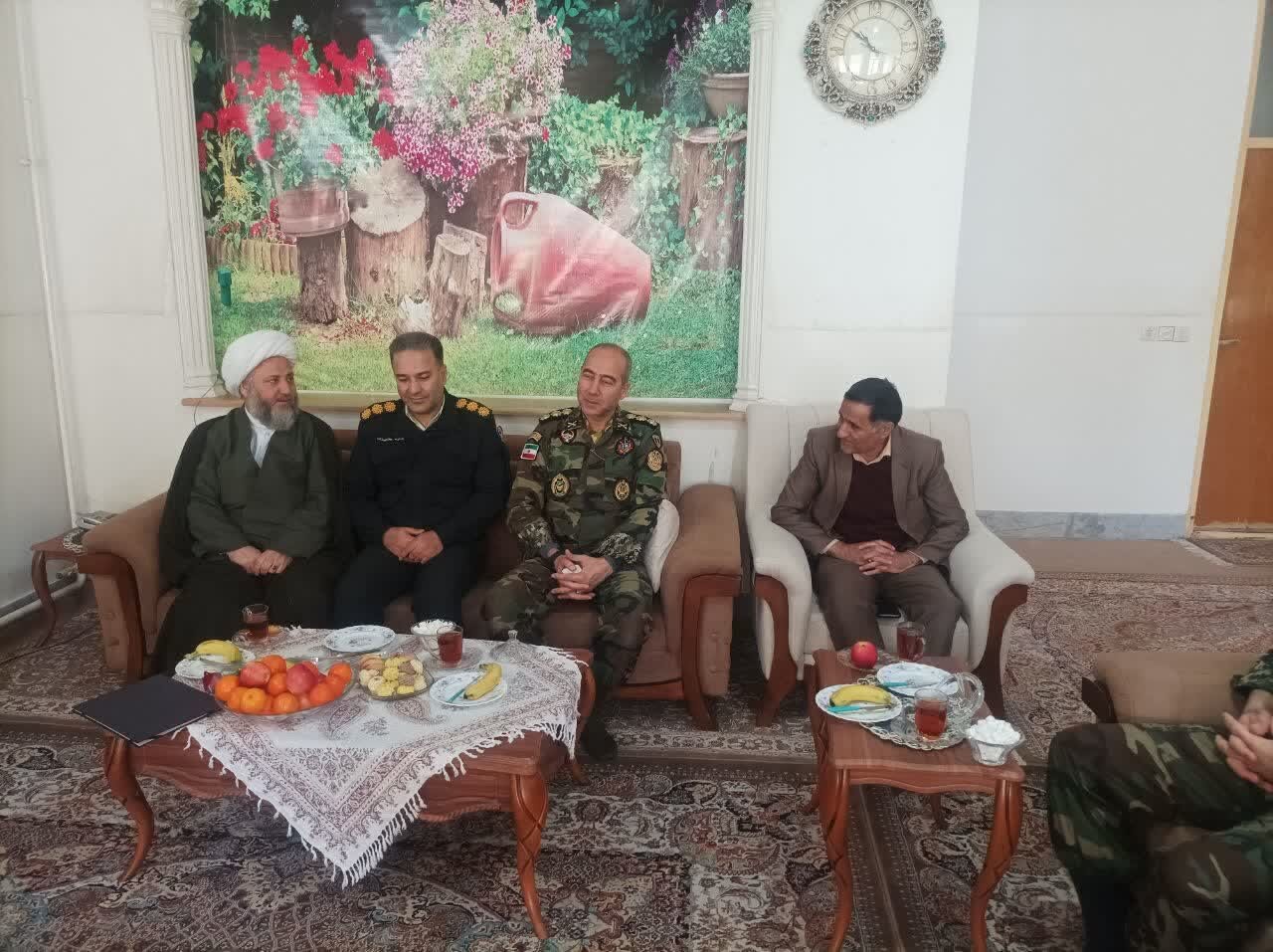 دیدار امام جمعه آران و بیدگل با تعدادی از جانبازان+تصاویر