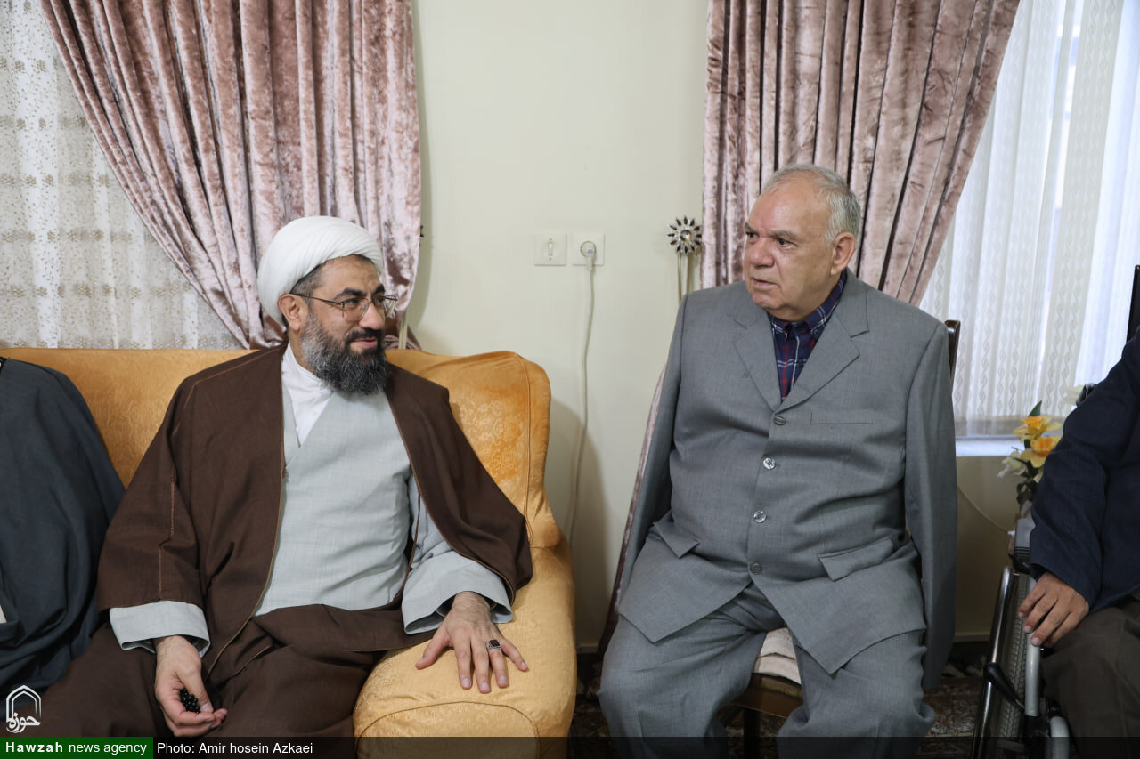 تصاویر / تقدیر نماینده ولی فقیه در استان همدان از جانبازان ۷۰ درصد