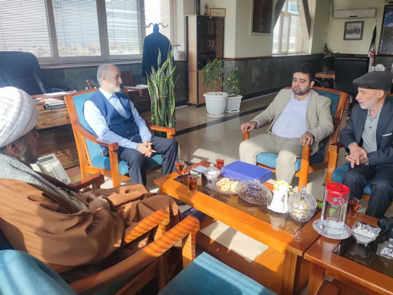 تصاویر/ دیدار نماینده فرهنگی کتائب سیدالشهدا(ع) عراق با معاون امنیتی سیاسی استانداری قم
