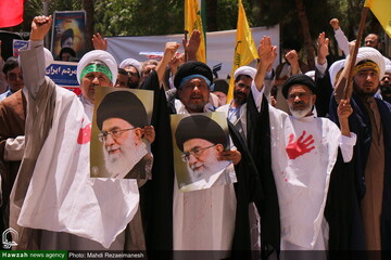 خروش حوزویان در دفاع از قرآن و مقدسات / فوران شور و حرارت انقلابی در خاستگاه انقلاب + عکس