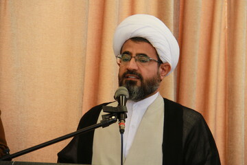 دشمن با آتش زدن قرآن می‌خواهد شکست مفتضحانه خود را جبران کند