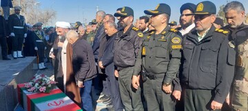 تصاویر / وداع مردم تبریز با شهید مرزبانی مهدی مصطفایی