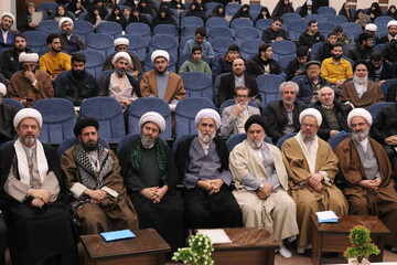 تصاویر/ تجمع حوزویان سمنان در اعتراض و انزجار از هتک حرمت به قرآن کریم