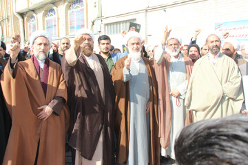 تصاویر/ اجتماع حوزویان قزوین در محکومیت اهانت به مقدسات دینی و ولایت فقیه