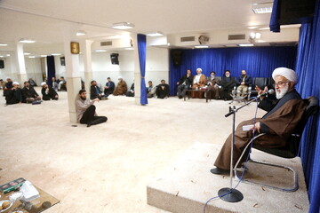 تصاویر/ جلسه طلاب و فضلای استان البرز