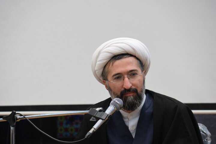 دیدار رئیس اداره نخبگان و استعدادهای برتر حوزه علمیه خراسان با طلاب مدرسه علمیه امیرالمؤمنین(ع) بیرجند