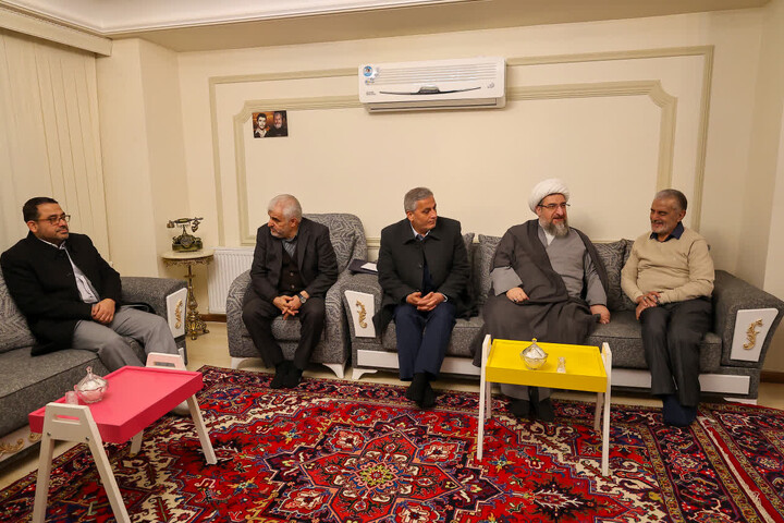 تصاویر | دیدار نماینده ولی فقیه در استان آذربایجان شرقی با سه جانباز ۷۰ درصد