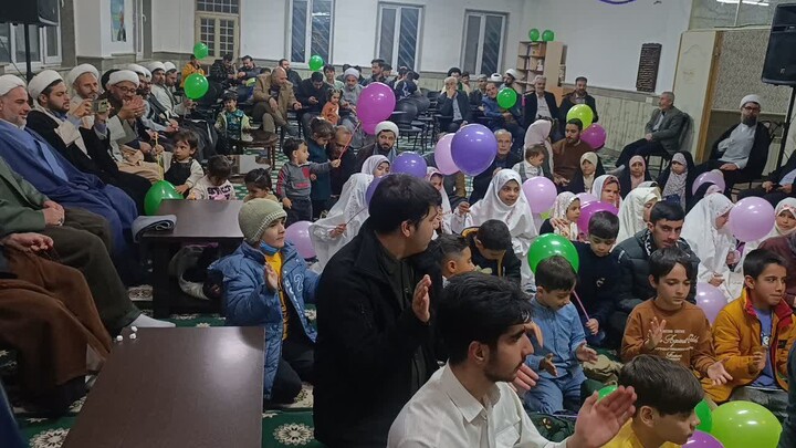 تصاویر / مراسم جشن اعیاد شعبانیه و گردهمایی طلاب و روحانیان و مبلغان شهرستان خرم‌دره