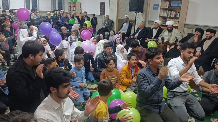 تصاویر / مراسم جشن اعیاد شعبانیه و گردهمایی طلاب و روحانیان و مبلغان شهرستان خرم‌دره