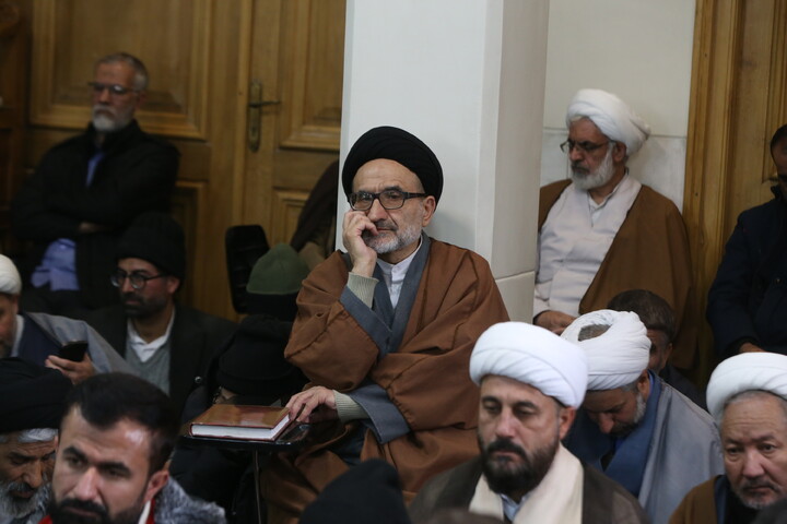 تصاویر / خروش حوزویان اصفهان در محکومیت اهانت به قرآن و مقدسات اسلامی و رهبری