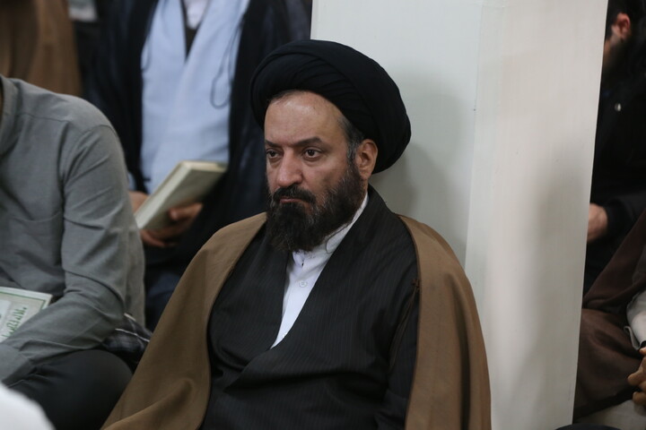 تصاویر / خروش حوزویان اصفهان در محکومیت اهانت به قرآن و مقدسات اسلامی و رهبری