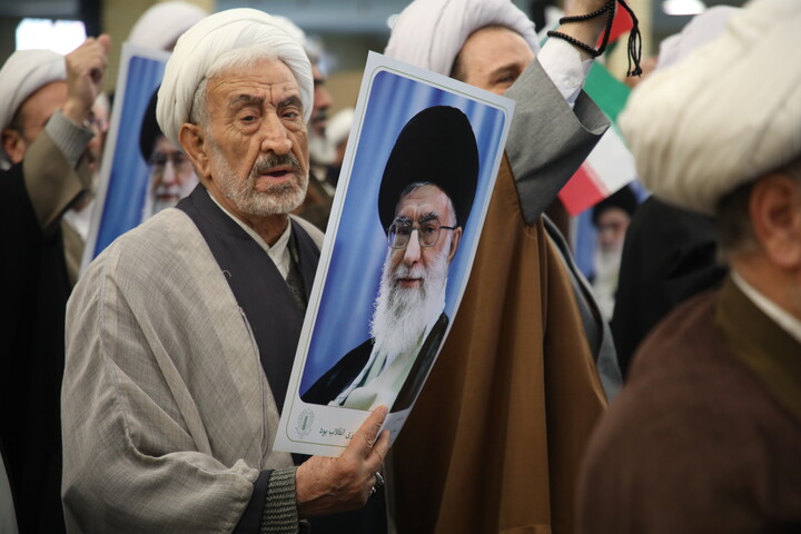 تصاویر/  خروش حوزویان ارومیه درمحکومیت اهانت به قرآن ومقدسات اسلامی