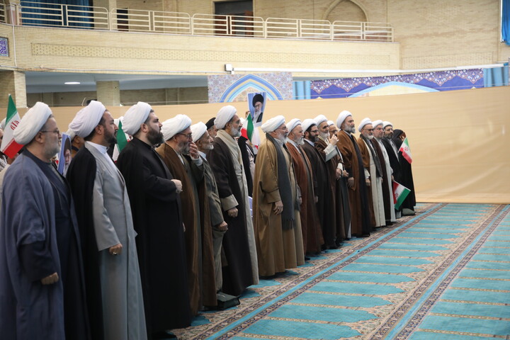 تصاویر/  خروش حوزویان ارومیه درمحکومیت اهانت به قرآن ومقدسات اسلامی