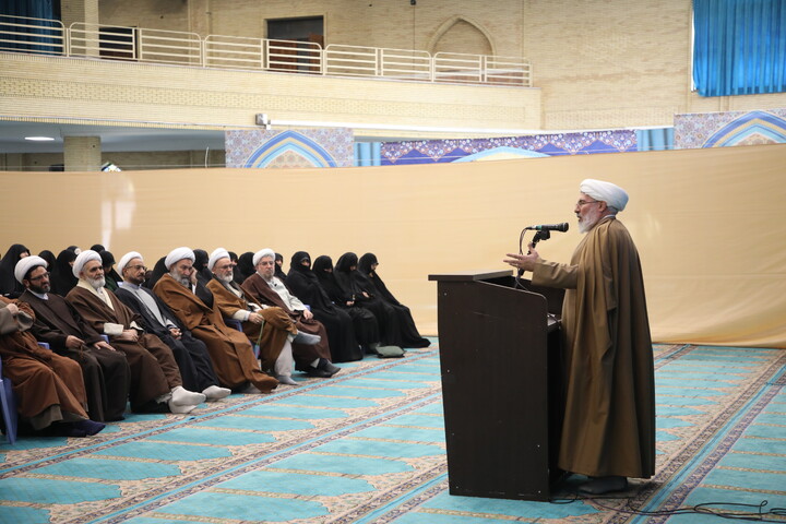 تصاویر/  خروش حوزویان ارومیه درمحکومیت اهانت به قرآن ومقدسات اسلامی