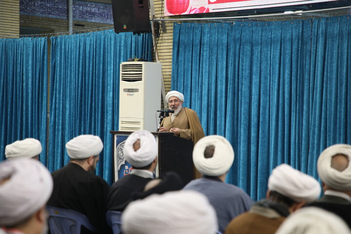 تصاویر/  خروش حوزویان ارومیه درمحکومیت اهانت به قرآن ومقدسات اسلامی