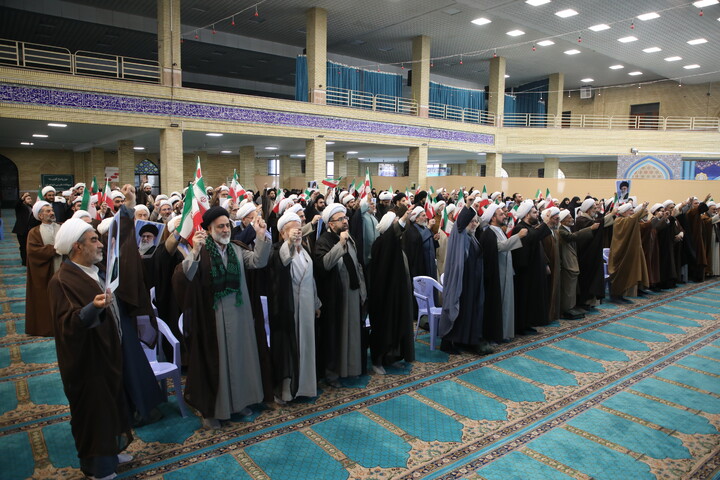 تصاویر/  خروش حوزویان ارومیه درمحکومیت اهانت به قرآن ومقدسات اسلامی