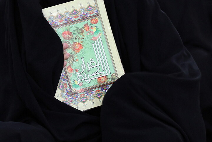 تصاویر/ خروش حوزویان در دفاع از قرآن و مقدسات