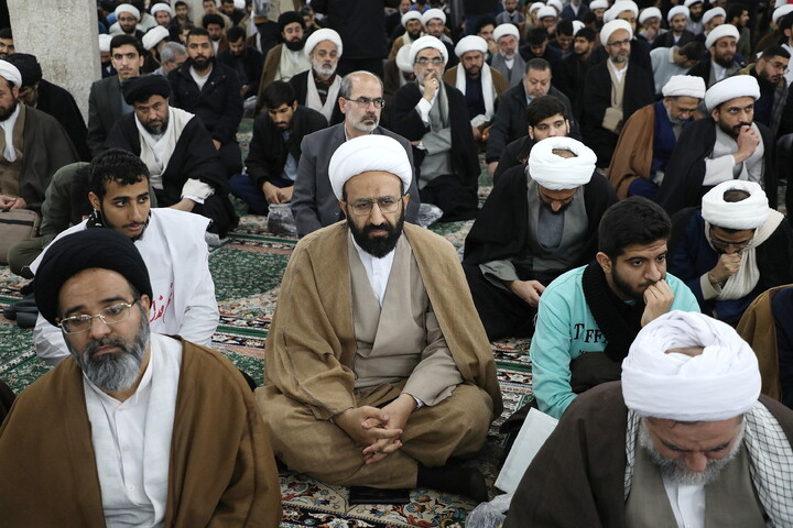 تصاویر/ خروش حوزویان در دفاع از قرآن و مقدسات