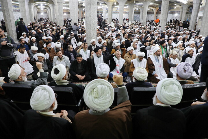 تصاویر/ خروش حوزویان در دفاع از قرآن و مقدسات