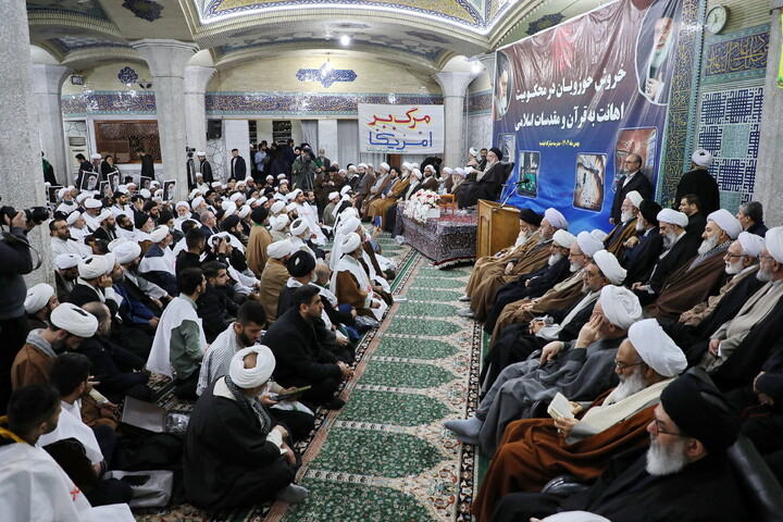 تصاویر/ خروش حوزویان در دفاع از قرآن و مقدسات