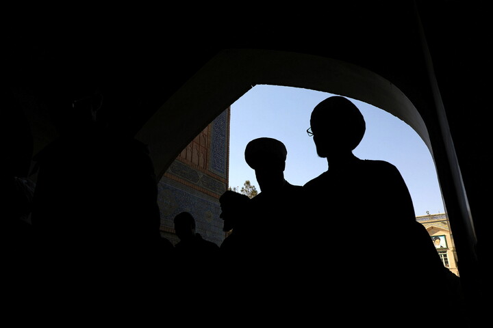 تصاویر/ خروش حوزویان در دفاع از قرآن و مقدسات