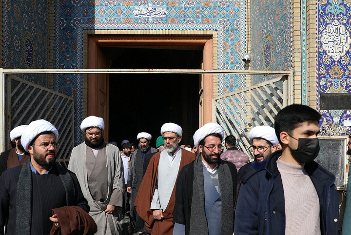 تصاویر/ خروش حوزویان در دفاع از قرآن و مقدسات