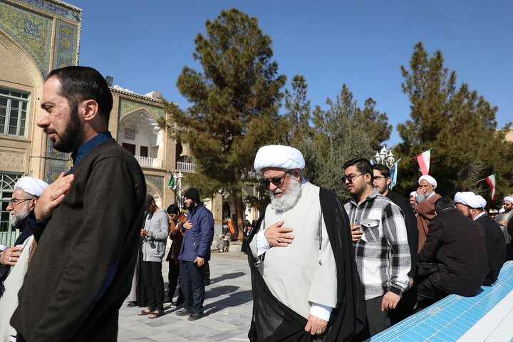 تصاویر/ خروش حوزویان در دفاع از قرآن و مقدسات