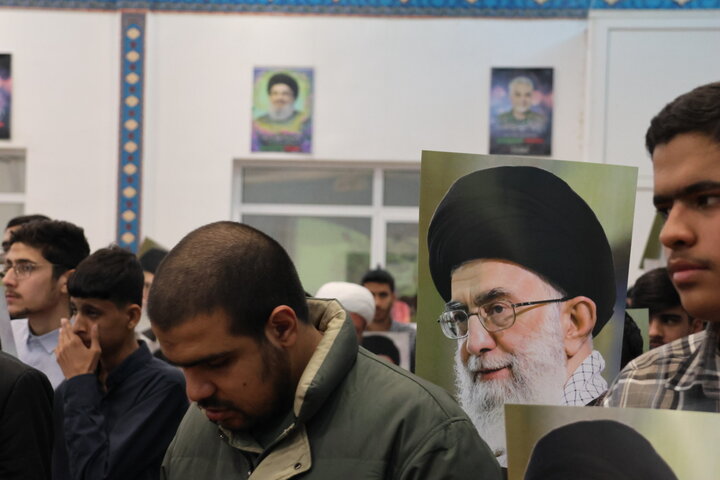 تصاویر/تجمع اعتراضی طلاب و روحانیون بیرجند در دفاع از قرآن و رهبر معظم انقلاب