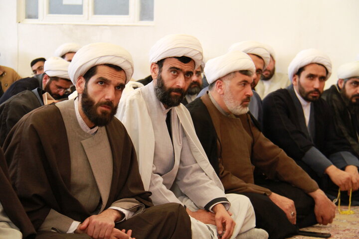 تصاویر/ خروش حوزویان چهارمحادر محکومیت اهانت به قرآن و مقدسات اسلامی و حمایت از رهبری