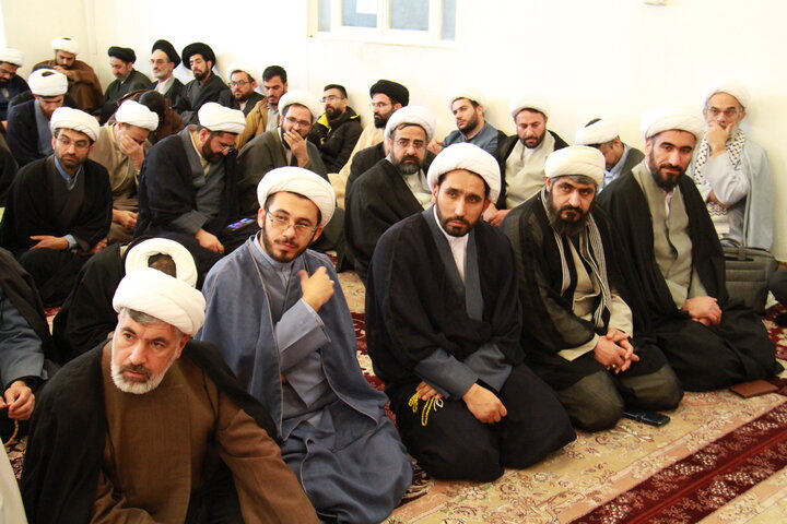 تصاویر/ خروش حوزویان چهارمحادر محکومیت اهانت به قرآن و مقدسات اسلامی و حمایت از رهبری