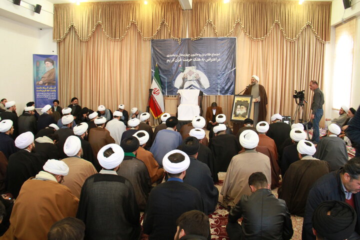 تصاویر/ خروش حوزویان چهارمحادر محکومیت اهانت به قرآن و مقدسات اسلامی و حمایت از رهبری