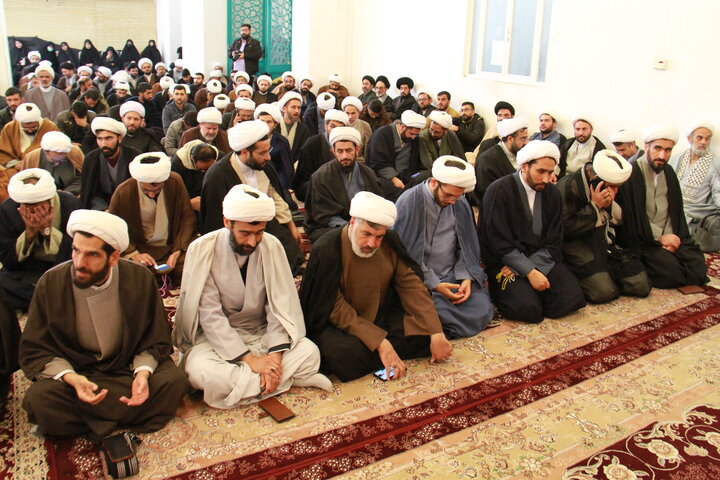 تصاویر/ خروش حوزویان چهارمحادر محکومیت اهانت به قرآن و مقدسات اسلامی و حمایت از رهبری