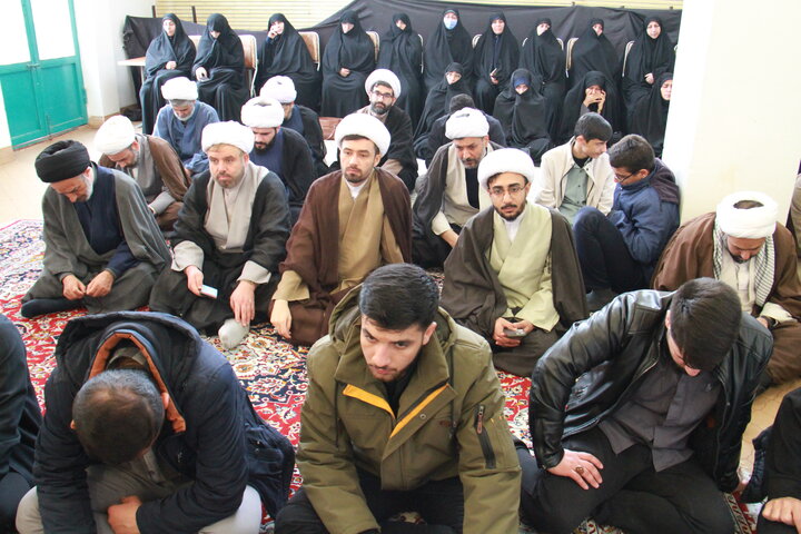 تصاویر/ خروش حوزویان چهارمحادر محکومیت اهانت به قرآن و مقدسات اسلامی و حمایت از رهبری