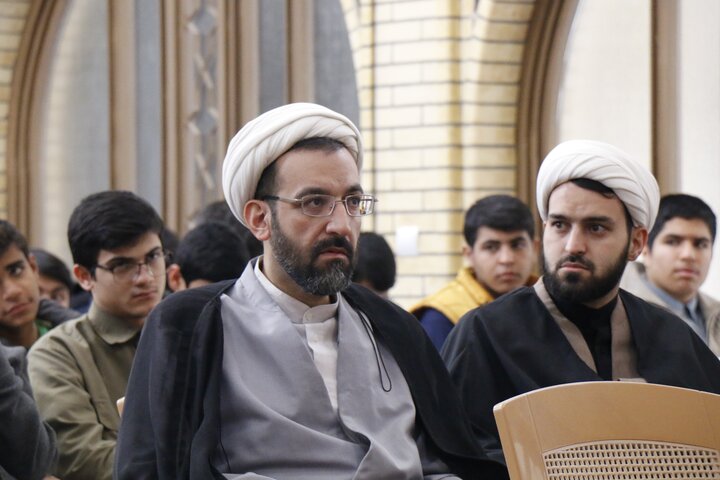 حضور پرشور اساتید و طلاب حوزه‌های علمیه برادران در مدرسه علمیه صالحیه کرمان