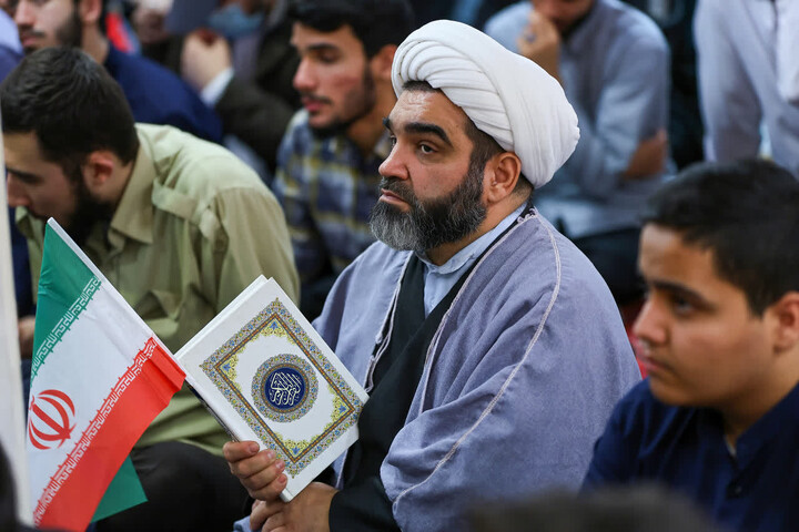 تصاویر/ اجتماع طلاب و روحانیون تبریزی در محکومیت هتک‌حرمت به قرآن کریم و مرجعیت دینی